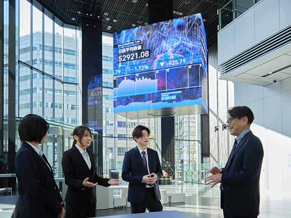 経営社会学科_会計・金融ビジネスコース